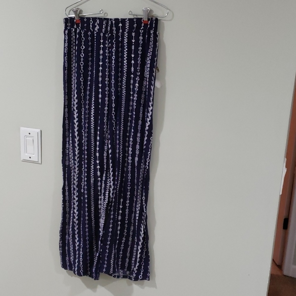 Light fabric elastic pants